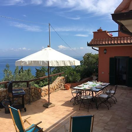 Апартаменты Casa Azzurra Порто Санто Стефано Экстерьер фото